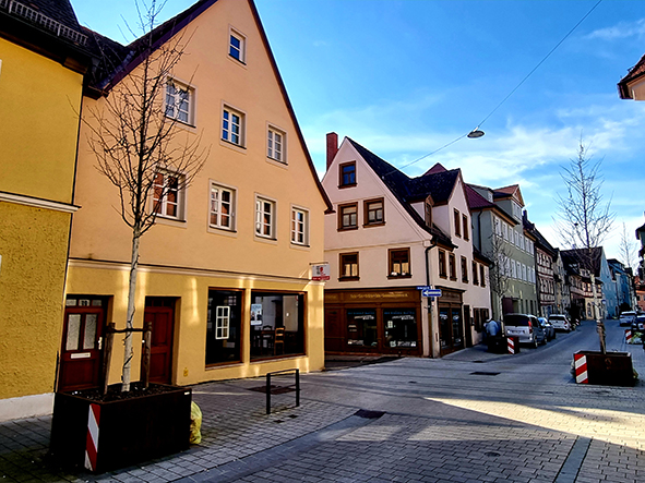 Friedrichstraße19 5cm von Osten