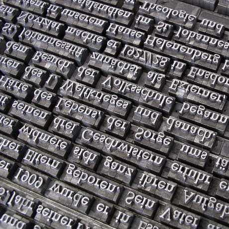 Anmeldung und Ausleihe quadratisch