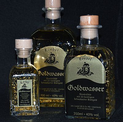 Goldwasser drei Flaschen bearb DSC 3397