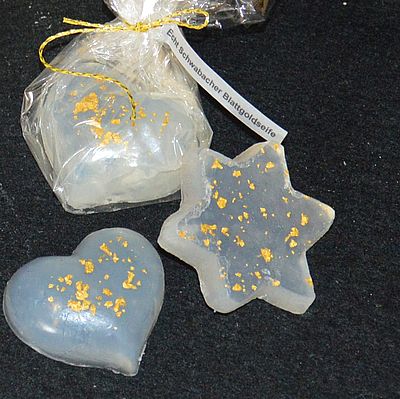 Seifen klein auf Schwarz bearb DSC 3525