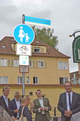 Enthuellung HIrsch Fraenkel Weg