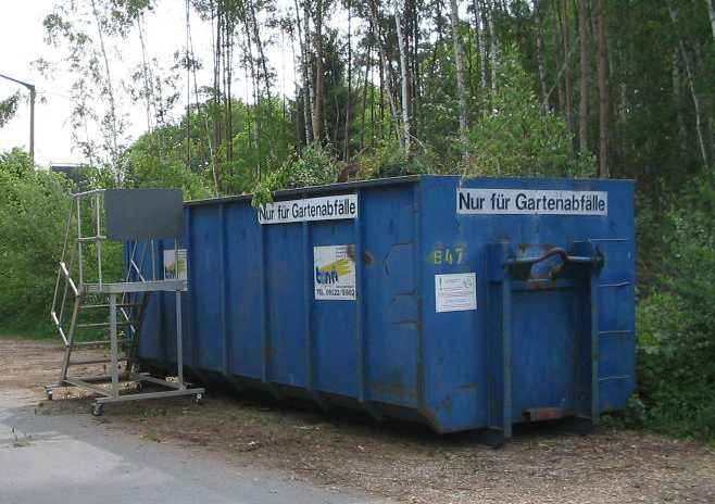 Saisonaler Gartenabfallcontainer Am Pfaffensteig
