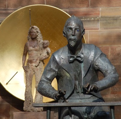 Skulpturen Madonna und Henselt