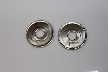 Zwei Wertmarken für die Tiefgarage